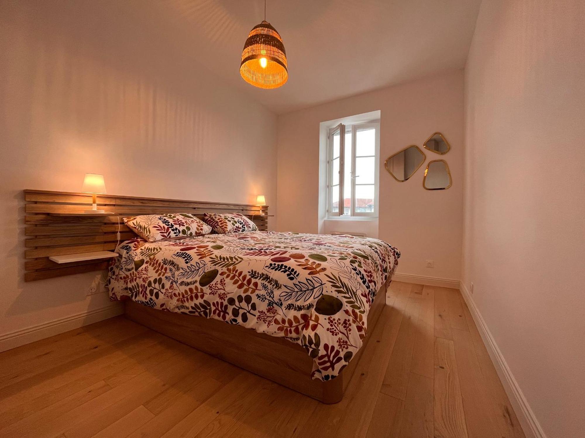 Appartement Lumineux 3 Pieces Pres Des Halles Et De La Plage, Wifi, Clim, Parkings Proches - Fr-1-239-910 サン＝ジャン＝ド＝リュズ エクステリア 写真