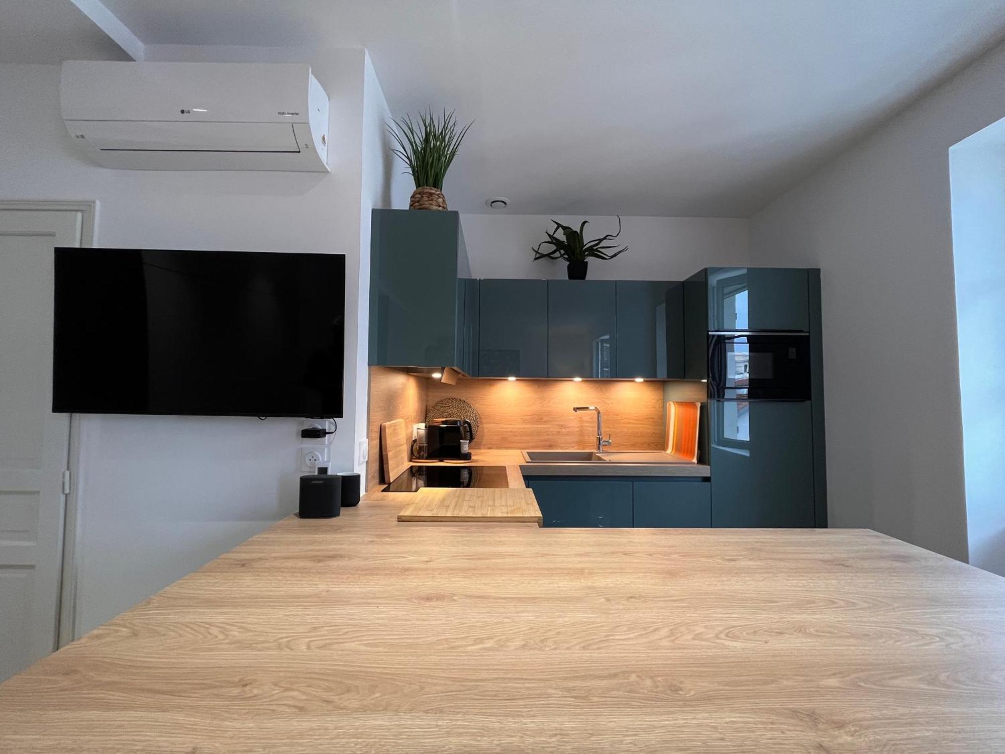 Appartement Lumineux 3 Pieces Pres Des Halles Et De La Plage, Wifi, Clim, Parkings Proches - Fr-1-239-910 サン＝ジャン＝ド＝リュズ エクステリア 写真